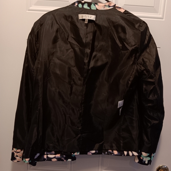 Kasper Women's Floral Jacket - Black and Pink - Picture 9 of 10